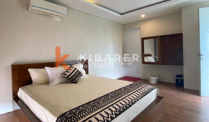 Comfort Two Bedroom Enclosed Living Villa In Tumbak Bayuh Yrr3394 2