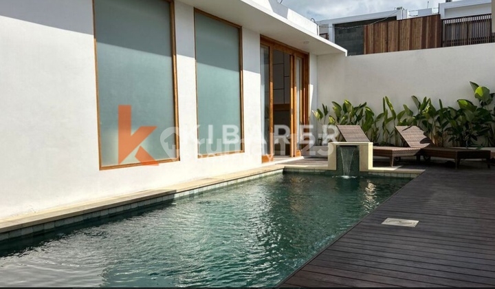 Charming Two Bedroom Enclosed Living Tropical Villa Located in Kerobokan (Available in June 2025) YRR3368 Charming Two Bedroom Enclosed Living Tropical Villa Located in Kerobokan (Available in June 2025) YRR3368