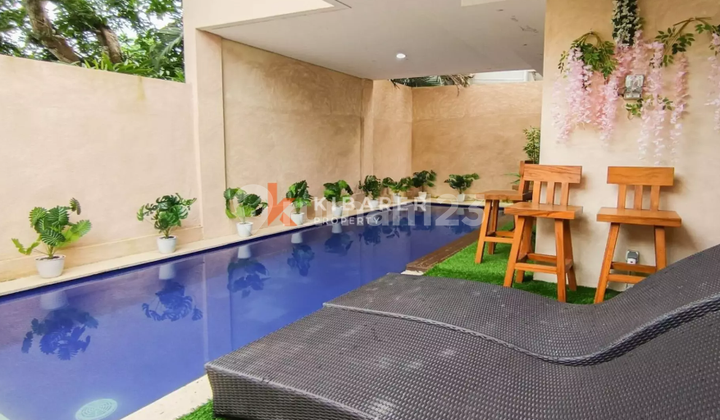 Wonderful Three-Bedroom Semi-Open Living Room Villa Located in Jimbaran YRR3523 Wonderful Three-Bedroom Semi-Open Living Room Villa Located in Jimbaran YRR3523