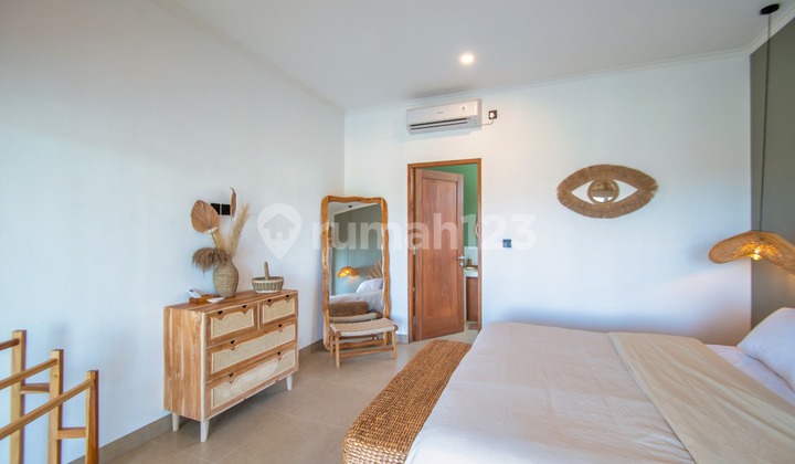 Brand New Two Bedroom Modern - Mediterranean Property In Tumbak Bayuh Vl3349 2