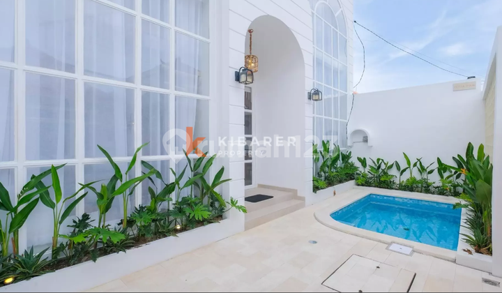 Modern Mediterranean Three-Bedroom Pool Villa in Prime Berawa Location Yrr3755 Modern Mediterranean Three-Bedroom Pool Villa in Prime Berawa Location Yrr3755