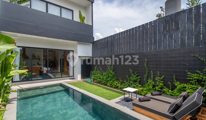 Brand new charming three bedroom leasehold property in prime area of Tumbak Bayuh VL3411