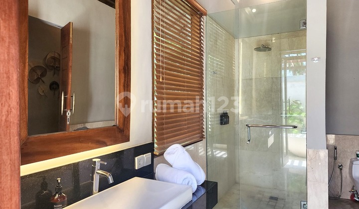 Pantai Empat Kamar Properti Bebas Milik di Batu Belig VL3274 2
