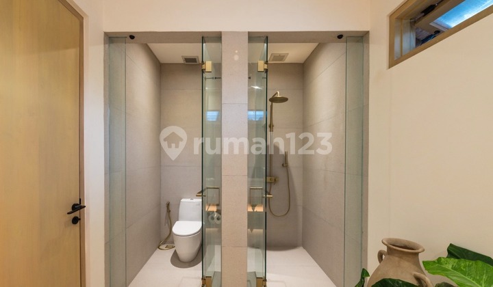 Brand New Two Bedroom Leasehold Property In Tumbak Vl3095 2