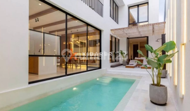 Modern Three Bedroom Enclosed Living Villa With Rooftop In Pererenan Yrv4250 Modern Three Bedroom Enclosed Living Villa With Rooftop In Pererenan Yrv4250