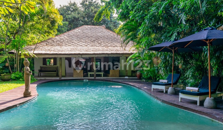 Leasehold investment villa complex opportunity in Central Seminyak VL3390 Leasehold investment villa complex opportunity in Central Seminyak VL3390