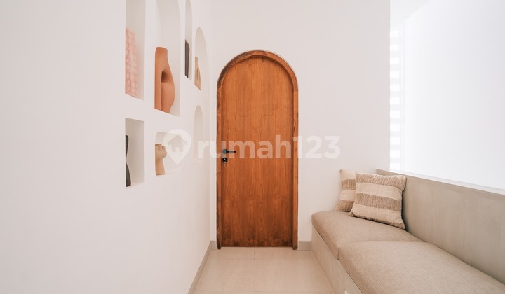 Two bedroom Mediterranean villa for lease in Canggu - Batu Bolong SLL015 2