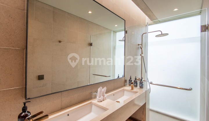 Cozy And Perfect Two Bedroom Honeymoon Villa In Canggu - Babakan Vl3216 2