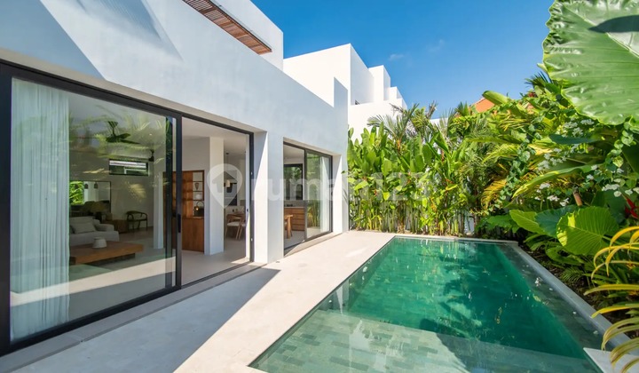 Brand new stylish three bedroom modern villas located in Babakan VL3377