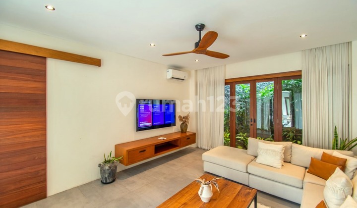 Luxurious five bedrooms long leasehold estate in Pererenan VL3338 2