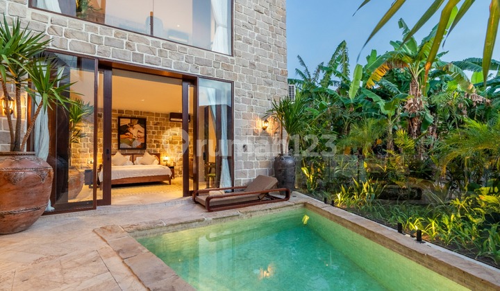 Brand New Four Bedroom Multi Level Freehold Villa for Sale in Berawa VL3448