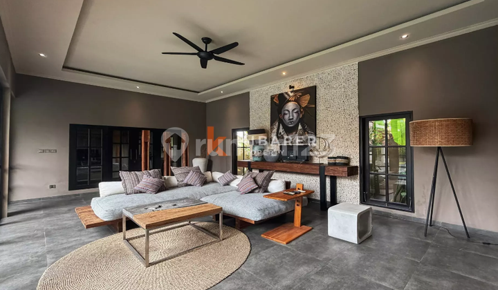 Beautiful Luxury Villa Three Bedrooms in Prime Location Canggu Area YRS3920 2