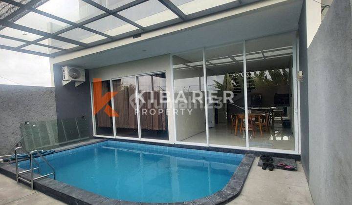 Comfort Two Bedroom Enclosed Living Villa In Tumbak Bayuh Yrr3394 1