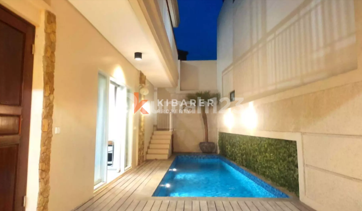 Vila Dua Kamar Tidur dengan Ruang Tamu Terbuka yang Menawan Terletak di Ungasan YRR3035