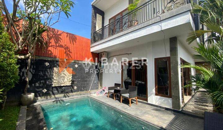 Homey Three Bedroom Villa Enclosed Livingroom In Kerobokan Yrr3015 1