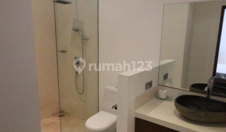 Stunning Four-Bedroom Villa in Great Area of Seminyak YRT2498 2