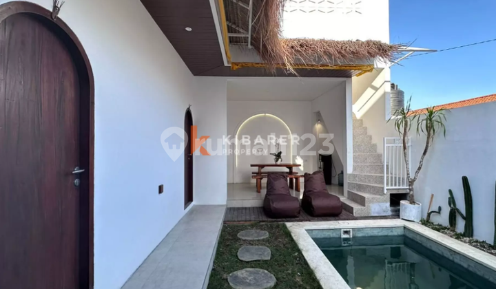 Relax and Unwind in This Beautiful Three Bedroom Villa in Ungasan (Minimum 2 Years) YRV4479