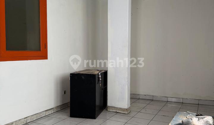 DISEWA RUMAH JALAN CILILIN KEBAYORAN BARU JAKARTA SELATAN 2