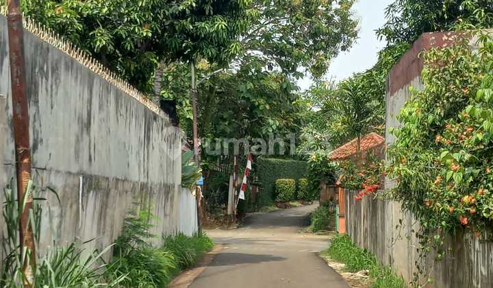 Tanah Komersil Siap Bangun Cocok Untuk Townhouse di Cirendeu
