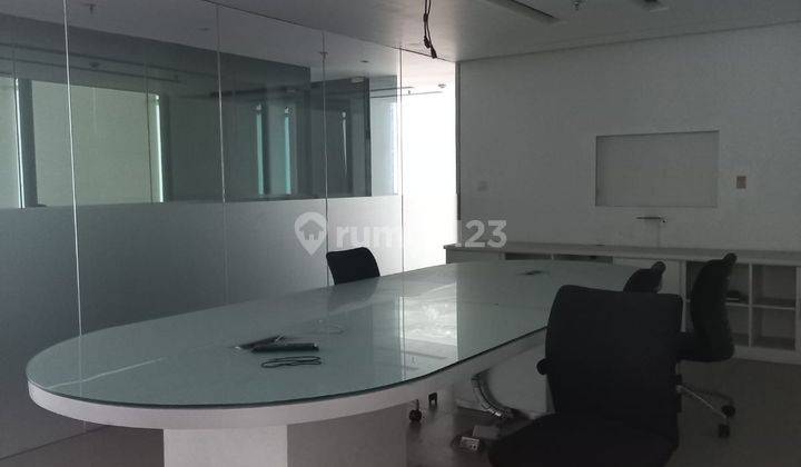 Ruang Usaha Dijual Lt 1 Mezzanine Jalan TB Simatupang Raya 2