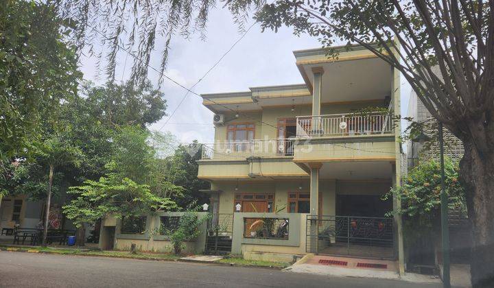 Rumah hoek minimalis di Taman Peninsula 3