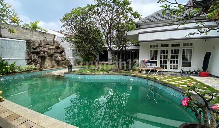 Rumah 1 lantai siap huni di Jl Gaharu Cilandak