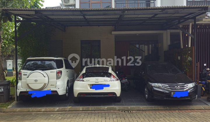 Rumah 2 lantai hook di Premier Estate 2 Rumah 2 lantai hook di Premier Estate 2