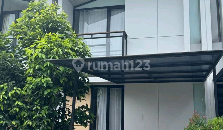 Rumah Minimalis Cantik Di Waterfront Estate