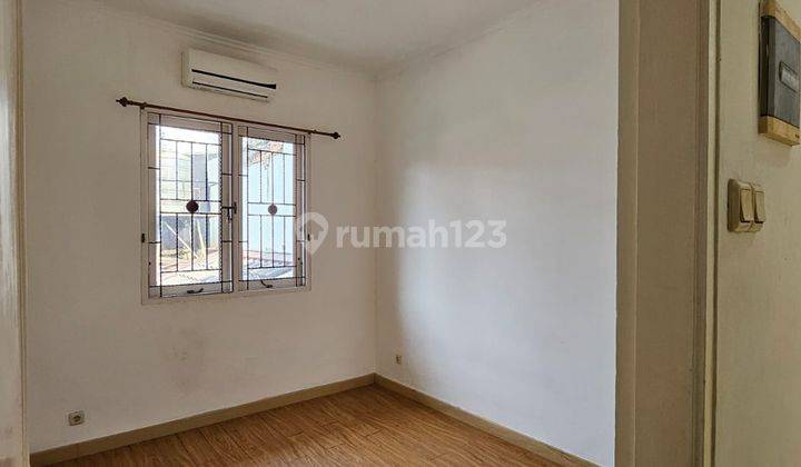 3 Bedroom Panorama Townhouse Lebak Bulus 2