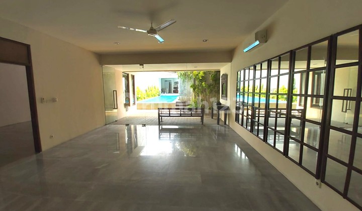 5 Bedroom Simprug Garden - cozy