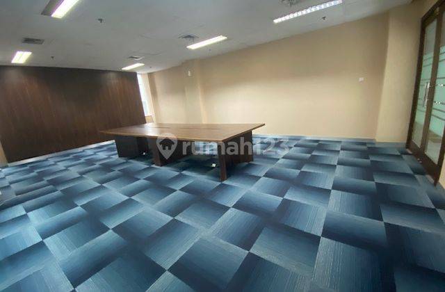 727m2 Gedung Prima Tendean 1