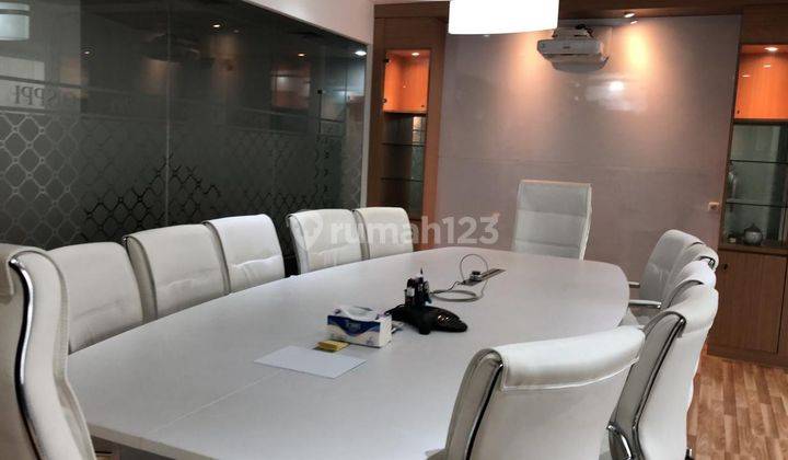 300,82 M2 Alamanda Tower Furnished 1