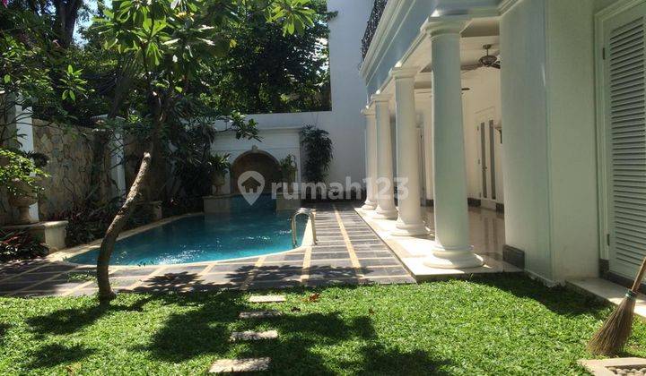 5 Bedroom Beautiful House In Prime Area In Kebayoran Baru -Bagus 1