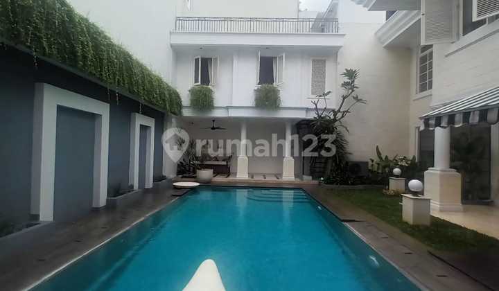4 Bedroom Modern Beautiful House in Pondok Indah 2