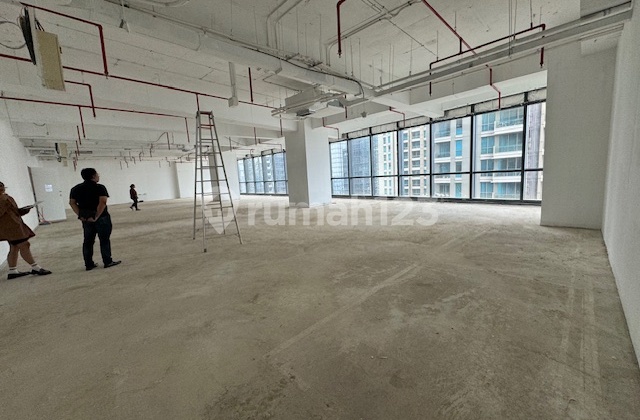 Dijual 2.722M2 District 8 - Selantai - Jarang Ada