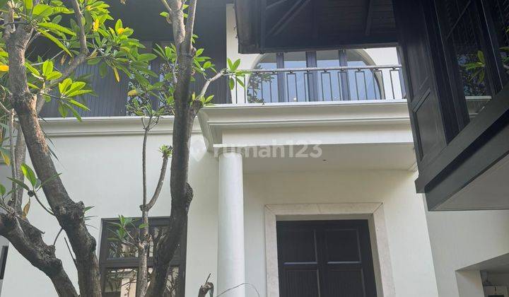 5 Bedroom Beautiful House in Tropical Compound in Pejaten 1