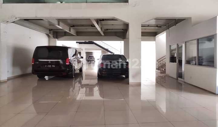 DIJUAL Gedung Fatmawati Bekas Showroom Mobil Premium DIJUAL Gedung Fatmawati Bekas Showroom Mobil Premium