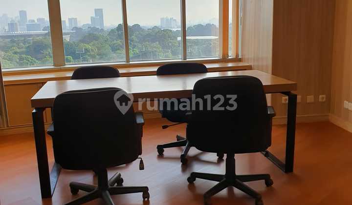 218m2 Sudirman Tower
