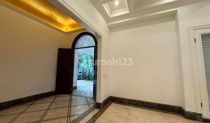 5 Bedroom Beautiful House In Prime Area In Kebayoran Baru -Bagus 2