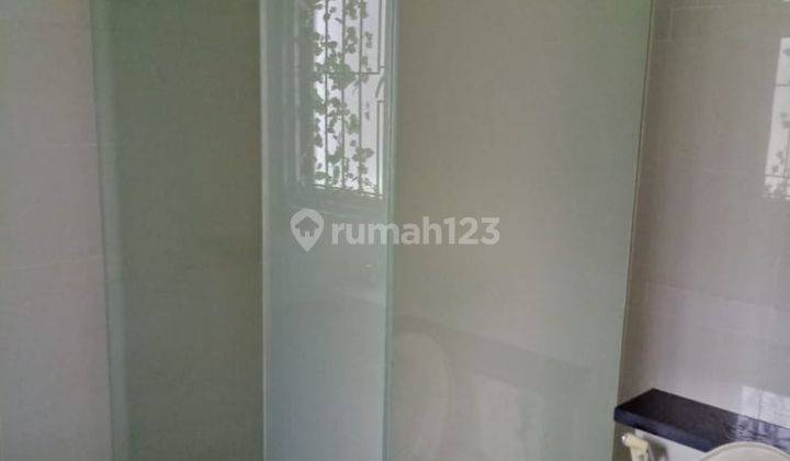 Rumah Impian Harga Nego di Raffles Hills  14