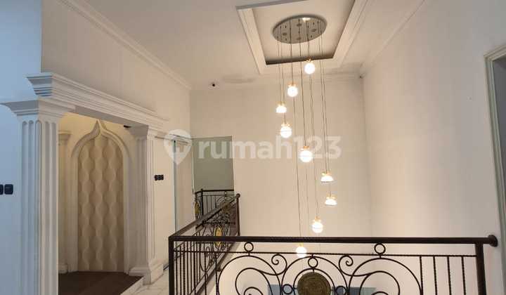 Aesthetic Fully Furnished House in Margahayu Raya, Bandung, Negotiable Price Aesthetic Fully Furnished House in Margahayu Raya, Bandung, Negotiable Price
