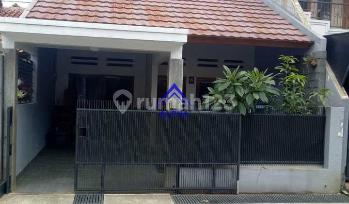 Rumah Siap Huni Lokasi Nyaman di Komplek Antapani Bandung Menarik Rumah Siap Huni Lokasi Nyaman di Komplek Antapani Bandung Menarik