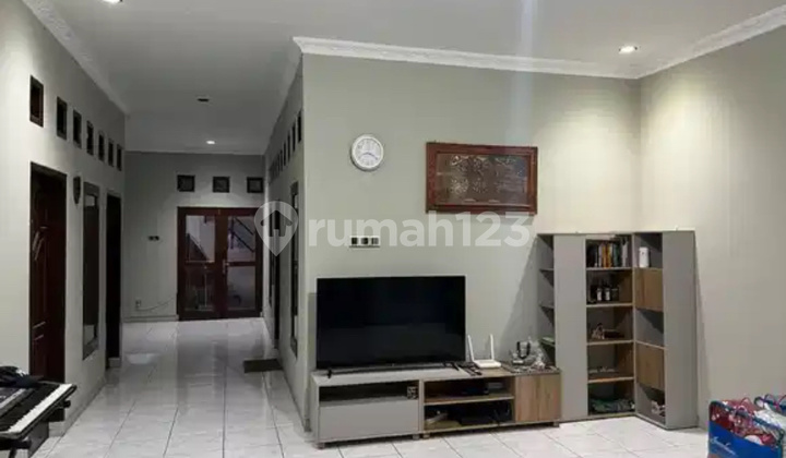 Ready-to-Occupy House in a Strategic Location in Bojongsoang, Bandung, Good Price