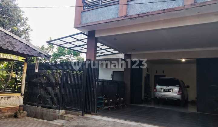 Rumah Semi Furnish Lingkungan Asri di Kawasan Garut Kota Menarik Rumah Semi Furnish Lingkungan Asri di Kawasan Garut Kota Menarik