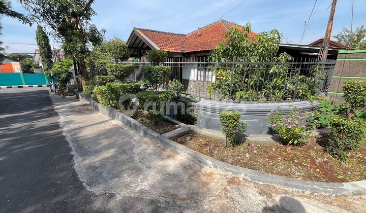 Semi-Furnished Ready-to-Occupy House in Ujungberung Bandung at an Attractive Price 2