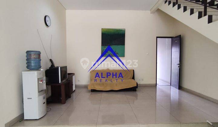 Dijual Rumah Fully Furnished di Townhouse Ciumbuleuit 2