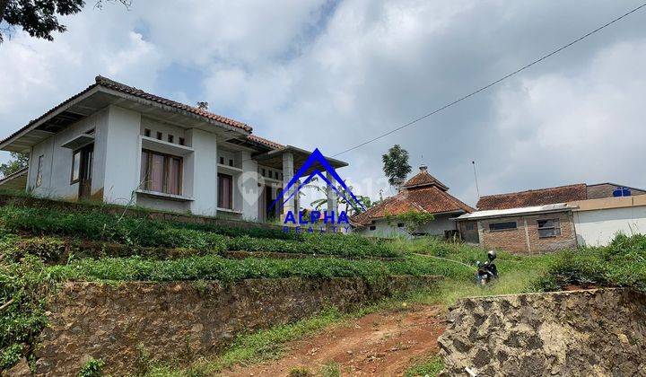 Dijual Rumah di Pamulihan Sumedang Tanah Luas Harga Terbaik  1