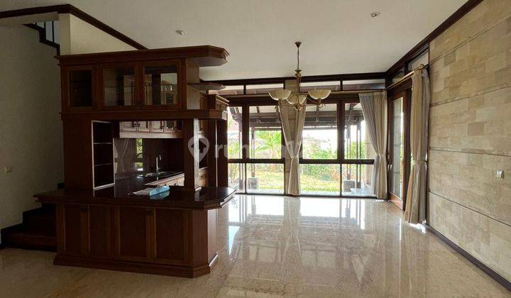 Dijual Rumah Mewah di Setiabudi Bandung Posisi Hook Harga Terbaik  2