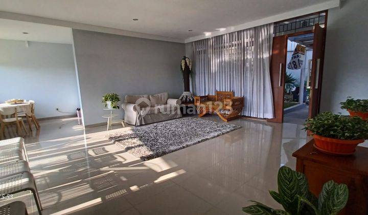 Dijual Rumah Siap Huni di Komplek Elite Kawasan Geger Kalong Bandung 2