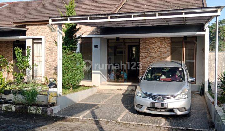 Dijual Rumah Siap Huni di Komplek Elite Kawasan Rancabango Tarogong Kaler Garut 1